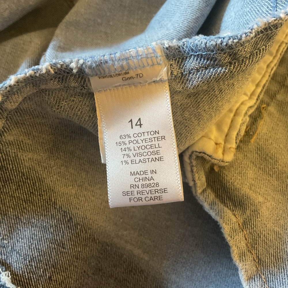Denim Button-Up Long Jacket - Picture 4 of 4